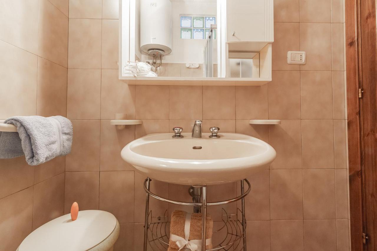 Apartmán Relax Family House Al Mare Isola Rossa Exteriér fotografie